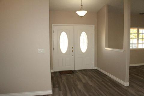 22273 Minnetonka Rd, Apple Valley, CA 92308 photo 2