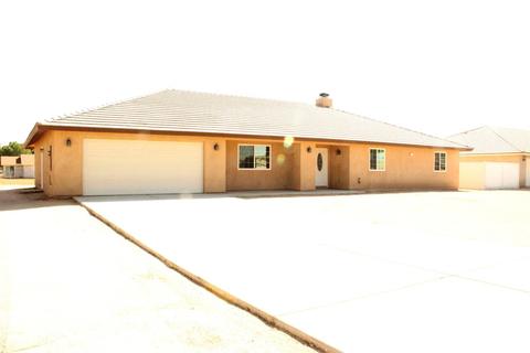 22273 Minnetonka Rd, Apple Valley, CA 92308 photo 1