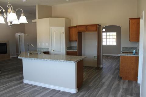 22273 Minnetonka Rd, Apple Valley, CA 92308 photo 7