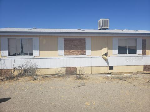 9976 Blue Stake Rd, Phelan, CA 92371 photo 6