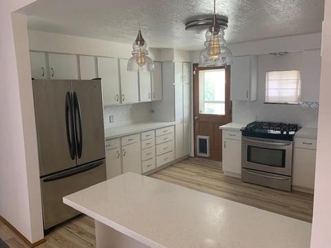 23007 Lucilla Rd, Apple Valley, CA 92308 photo 7