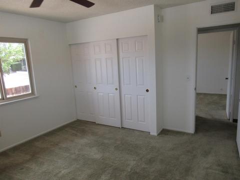 324 Broadway Ave, Barstow, CA 92311 photo 21