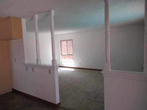 324 Broadway Ave, Barstow, CA 92311 photo 12