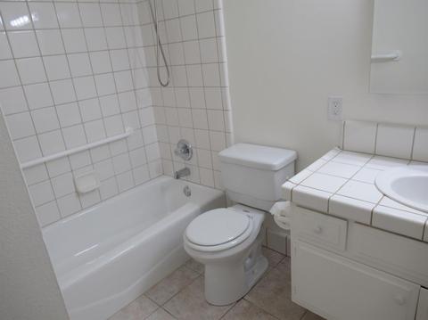 324 Broadway Ave, Barstow, CA 92311 photo 16