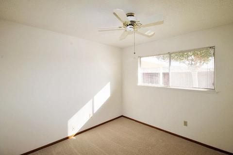 36381 Rose Ln, Barstow, CA 92311 photo 12