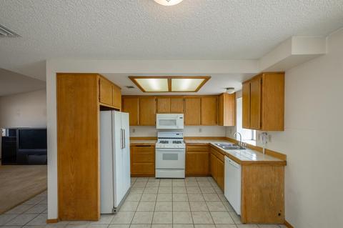 16339 Tenaya Rd, Apple Valley, CA 92307 photo 38