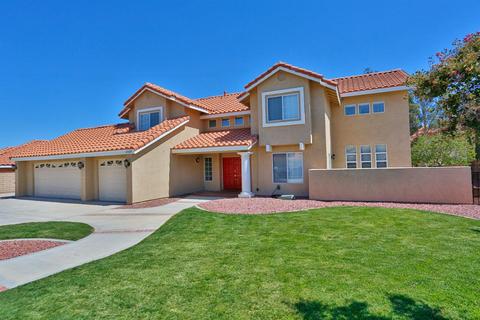 12489 Pocono Rd, Apple Valley, CA 92308 photo 1