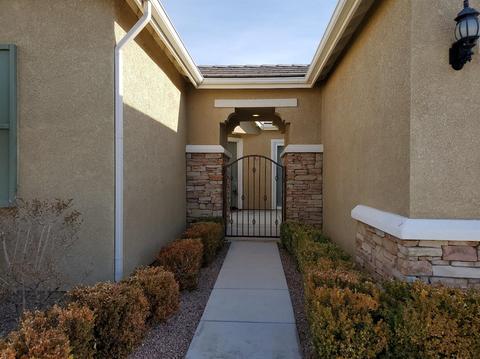10367 Wilmington Ln, Apple Valley, CA 92308 photo 3
