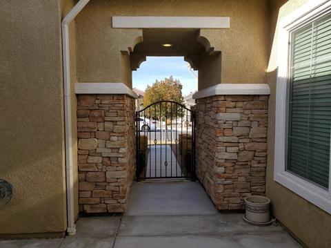 10367 Wilmington Ln, Apple Valley, CA 92308 photo 5