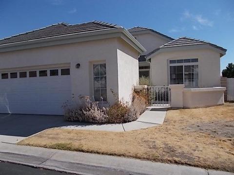 19597 Rolling Green Dr, Apple Valley, CA 92308 photo 1
