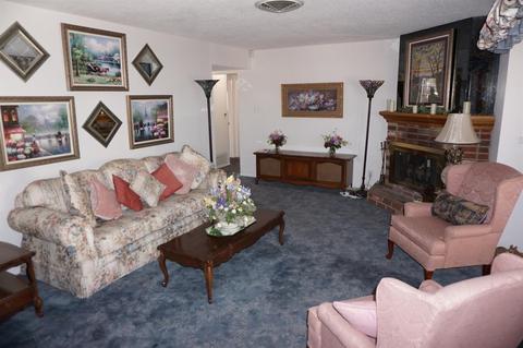 1201 E Navajo St, Barstow, CA 92311 photo 2