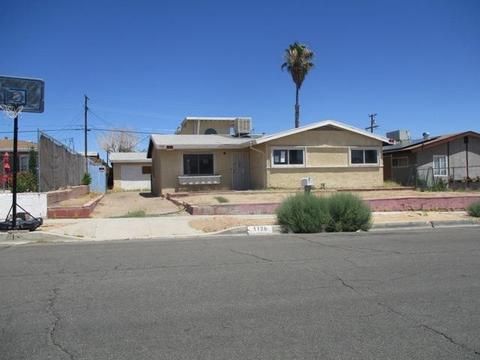 1129 Elizabeth St, Barstow, CA 92311 photo 1