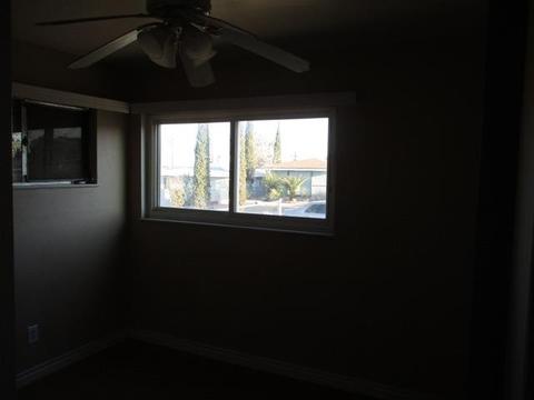 1129 Elizabeth St, Barstow, CA 92311 photo 10