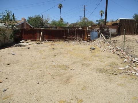 1129 Elizabeth St, Barstow, CA 92311 photo 4