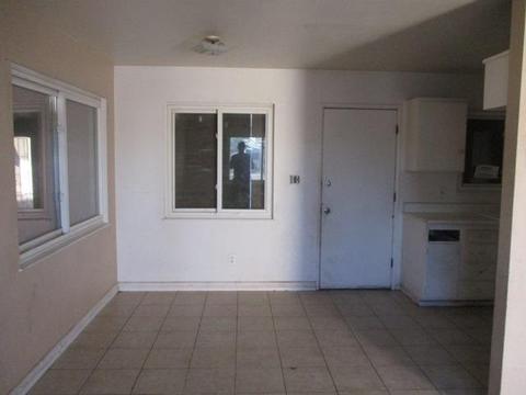 1129 Elizabeth St, Barstow, CA 92311 photo 6