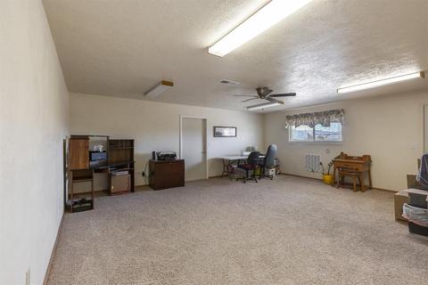 10130 Carrissa Ave, Hesperia, CA 92345 photo 17