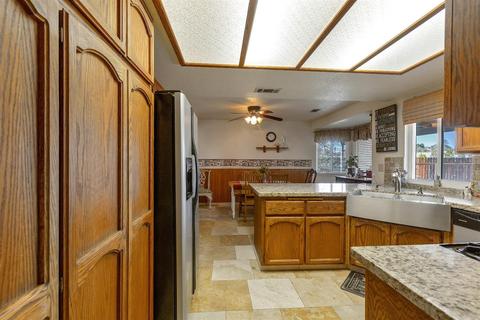 10130 Carrissa Ave, Hesperia, CA 92345 photo 12