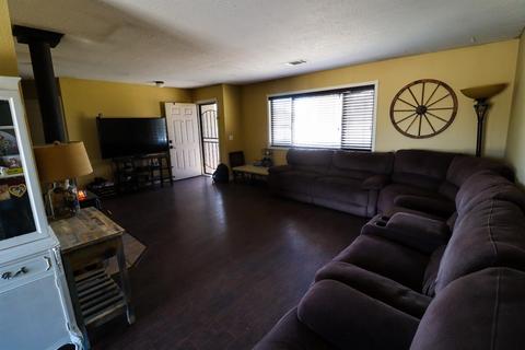 9329 Verdugo Ave, Hesperia, CA 92345 photo 10