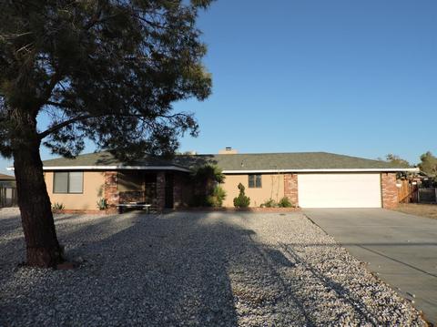 12581 Standing Bear Rd, Apple Valley, CA 92308 photo 2