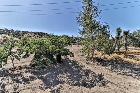 6821 Oak Hill Rd, Oak Hills, CA 92344 photo 30