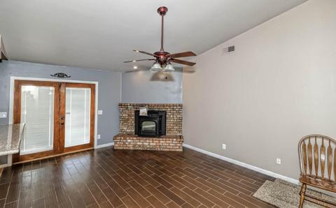 6821 Oak Hill Rd, Oak Hills, CA 92344 photo 6