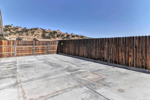 6821 Oak Hill Rd, Oak Hills, CA 92344 photo 26