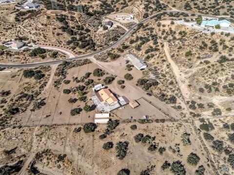 6821 Oak Hill Rd, Oak Hills, CA 92344 photo 38