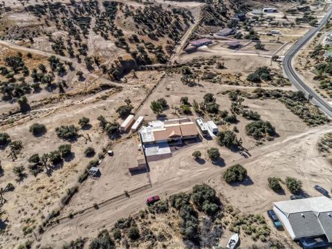 6821 Oak Hill Rd, Oak Hills, CA 92344 photo 39