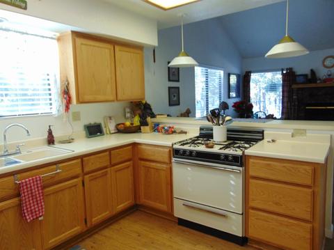 2076 4th Ln, Big Bear City, CA 92314 photo 13