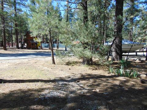 2076 4th Ln, Big Bear City, CA 92314 photo 44