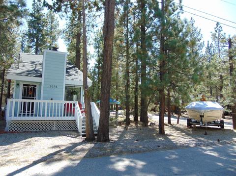 2076 4th Ln, Big Bear City, CA 92314 photo 35