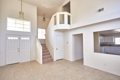 14410 Stone Creek Trl, Hesperia, CA 92344 photo 4