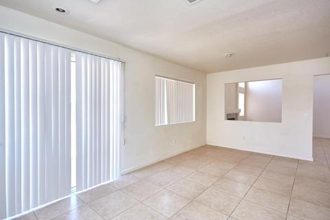 14410 Stone Creek Trl, Hesperia, CA 92344 photo 10