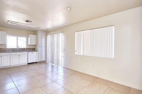 14410 Stone Creek Trl, Hesperia, CA 92344 photo 12
