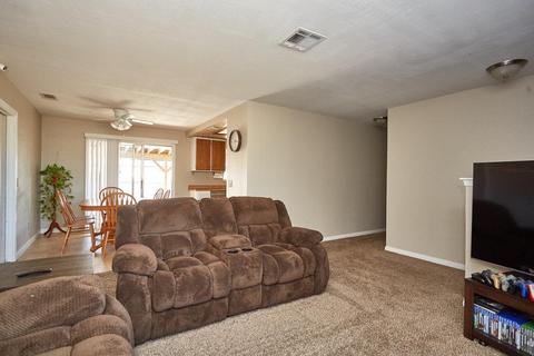 10720 Hickory Ave, Hesperia, CA 92345 photo 6