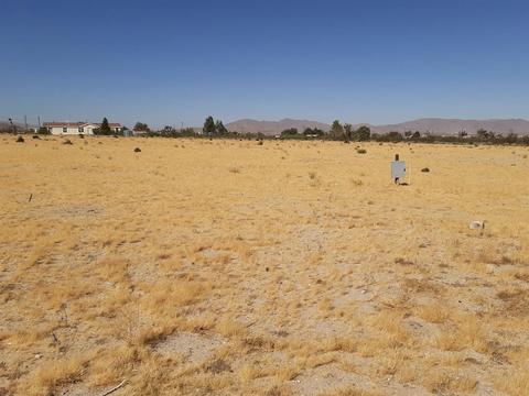 9512 Blackhawk Trl, Lucerne Valley, CA 92356 photo 22