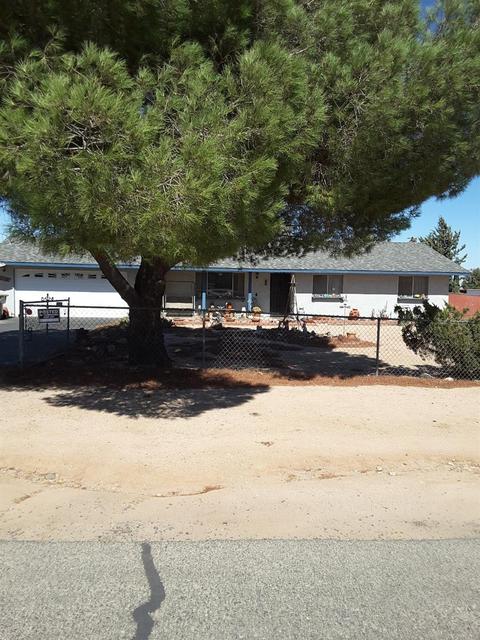 15244 Larch St, Hesperia, CA 92345 photo 2