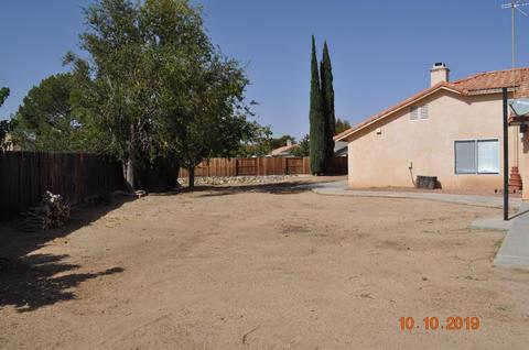 15361 Kern Ave, Hesperia, CA 92345 photo 23