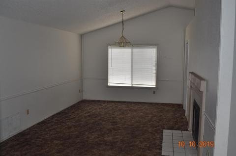 15361 Kern Ave, Hesperia, CA 92345 photo 5