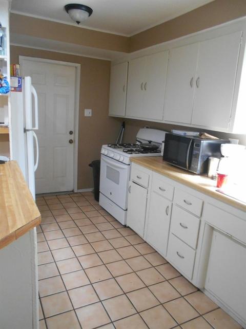 1213 Carson St, Barstow, CA 92311 photo 4