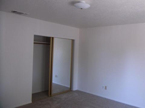 9425 Buckthorn Ave, Hesperia, CA 92345 photo 18