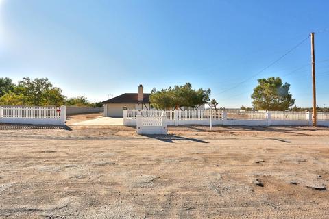 9070 Joshua St, Apple Valley, CA 92308 photo 1