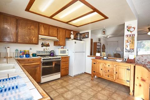 9070 Joshua St, Apple Valley, CA 92308 photo 13