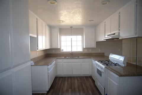 20940 Lone Eagle Rd, Apple Valley, CA 92308 photo 7