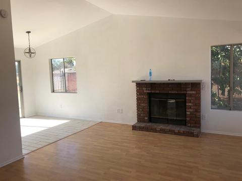 22091 Cherokee Ave, Apple Valley, CA 92307 photo 3