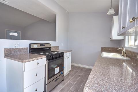 15853 Cashew St, Hesperia, CA 92345 photo 12