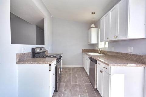 15853 Cashew St, Hesperia, CA 92345 photo 11