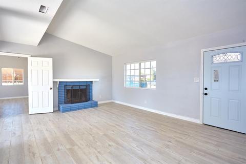 15853 Cashew St, Hesperia, CA 92345 photo 5