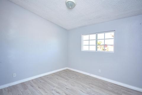 15853 Cashew St, Hesperia, CA 92345 photo 35