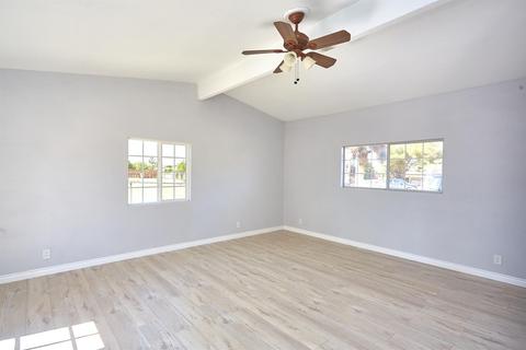 15853 Cashew St, Hesperia, CA 92345 photo 23